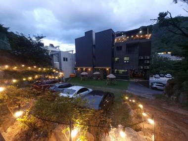 gongju deoswim pensyeon