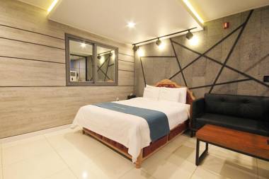 Iksan Feel Self check-in Motel