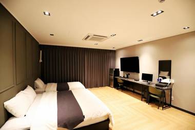 Dongducheon Hotel The Gray