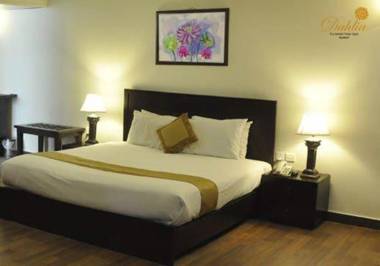 Dahlia Apartments Riggae