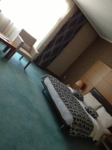 Grand Nur Plaza Hotel