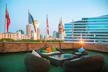 Diplomat Hotel and Business Center