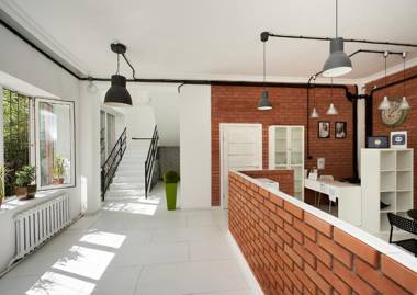 HELLO INN budget hotel