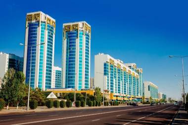 Lazurnyi apartment in the center of Nur-sultan