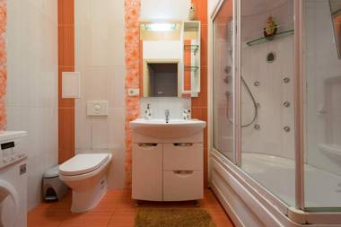 Nadezhda Apartments on Jeltoksan 103