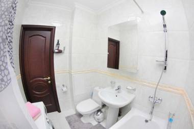 Назарбаева 42 АРБАТ ЦЕНТР 1комн apartaments Happy day