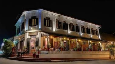 Saynamkhan River View