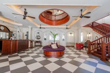 The LuangSay Residence