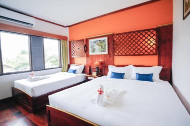 E-Outfitting Vang Thong Hotel