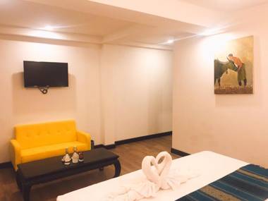 Oudomsouk City Center