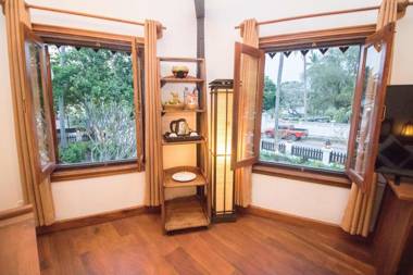 Royal Peacock Boutique Hotel