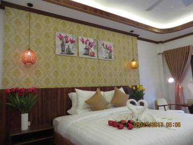 Mekong Charm Riverside