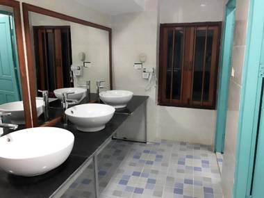 Downtown Backpackers Hostel 2