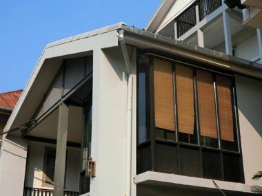 Bloom Boutique Hotel & Cafe