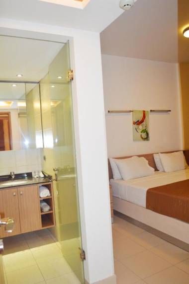 Hayali Suites