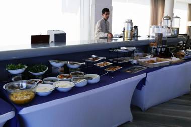 Warwick Palm Beach Hotel