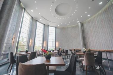 Louis V Hotel Beirut