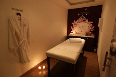 Golden Lili Resort & Spa