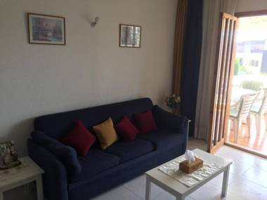 Spacious chalet in Satellity - Faitroun