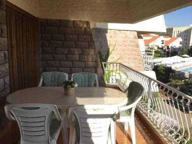 Spacious chalet in Satellity - Faitroun