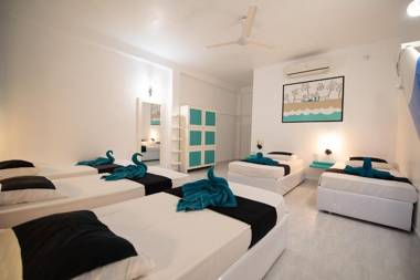 The Surfer Sri Lanka - Surf Camp