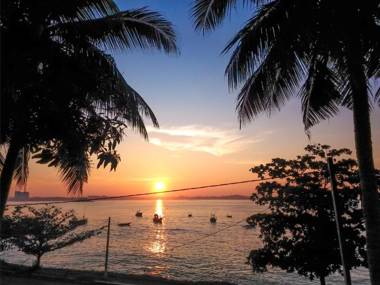 Basecamp Yoga Beach House