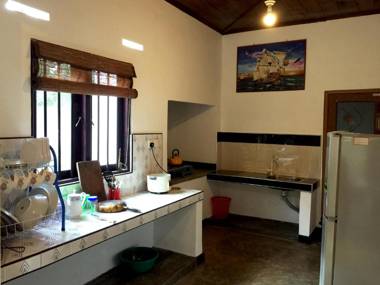 Avendra Holiday Home - Weligama