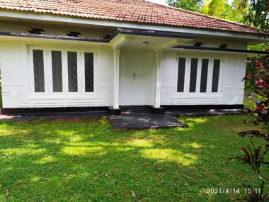 Sun n Sea Budget Stay by Crop World