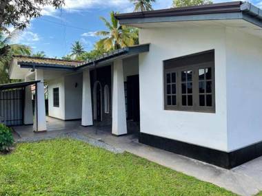 River Breeze Guest House