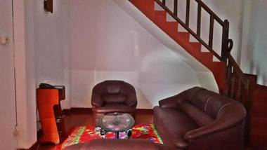 100 step beach White House