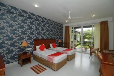 Garden Beach Hotel Kalutara