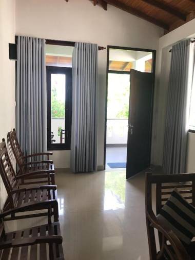 Unawatuna Beach Bungalow -