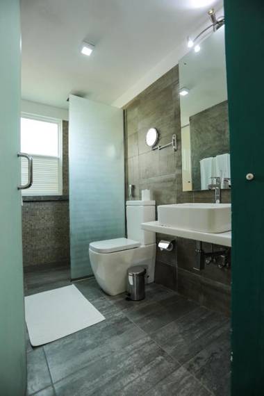 South Lake Resort Koggala