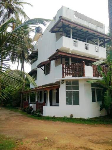 Sonri Villa & Restaurant