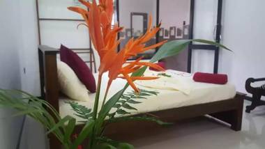 Center Point Villa Unawatuna