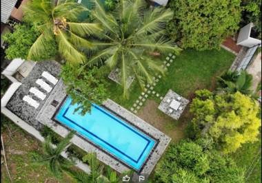 Seven Breeze Villa