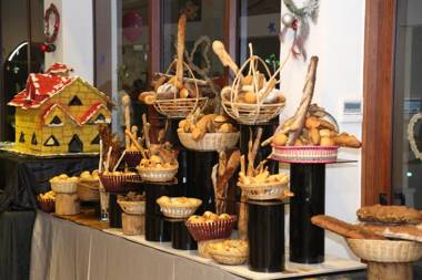 Amaranthe Bay Resort & Spa