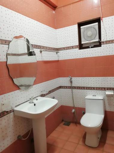 Sunshine Hotel & Hall