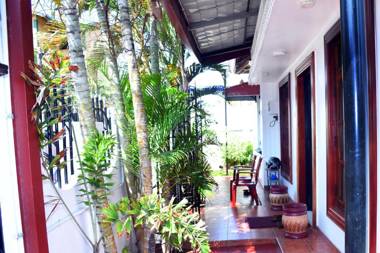 Bon Voyaage Tourist Inn