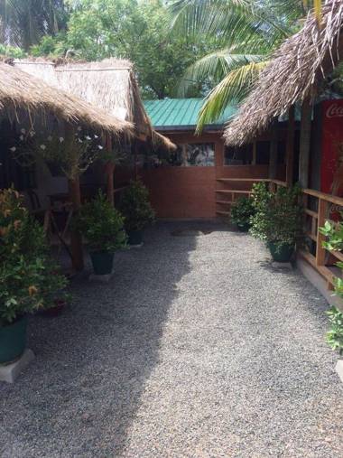 ubay guest and restaurant