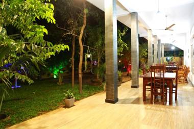 Dearly Holiday Home And Safari