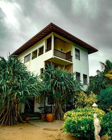 Harmony Beach Bungalows