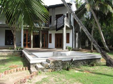 Isana Beach House