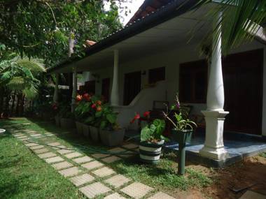 Sansala Guesthouse & Restaurant