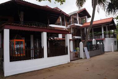 Blue Horizon Beach Hotel