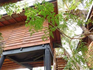 Sigiri Sarilco Rock View Treehouse