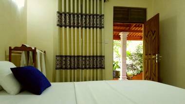 Sigiri Close-up View Guest