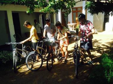 Sanctuary Cove Guest House