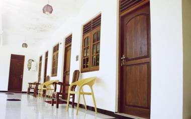 Geethani Tourists Home