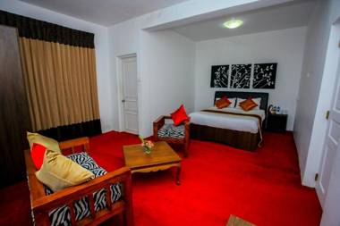 La Cottage Boutique Hotel & Restaurant